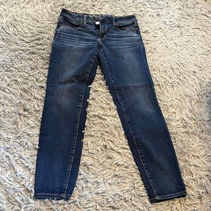 American eagle dark wash jeans